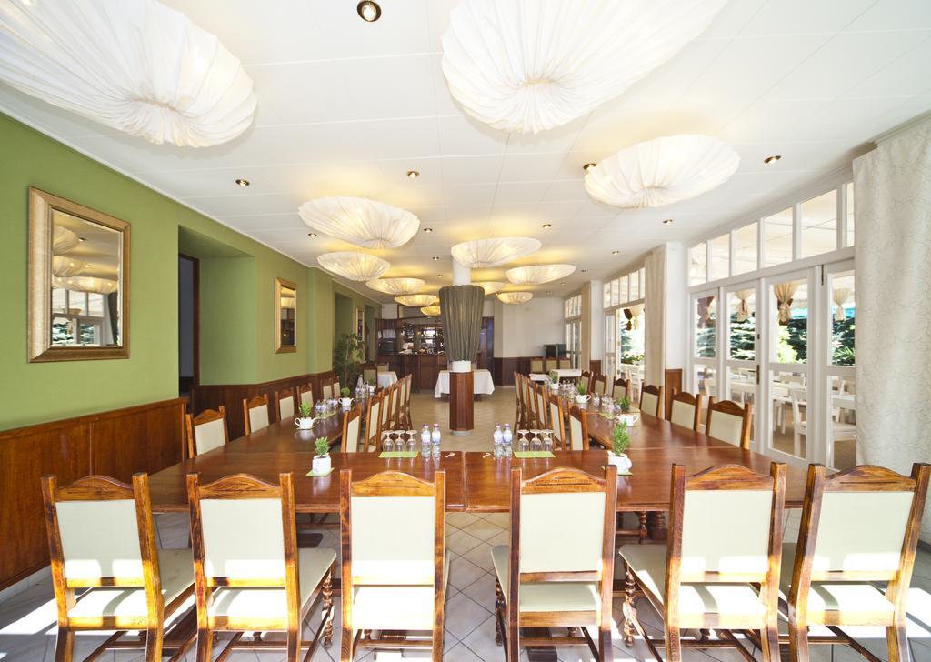 Hotel Astoria Balatonfured Luaran gambar